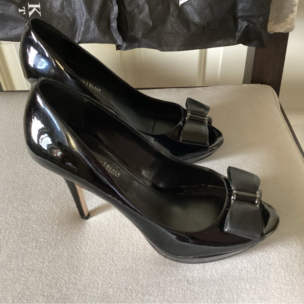 WHBM Starling Black Patent Leather Stiletto Heels